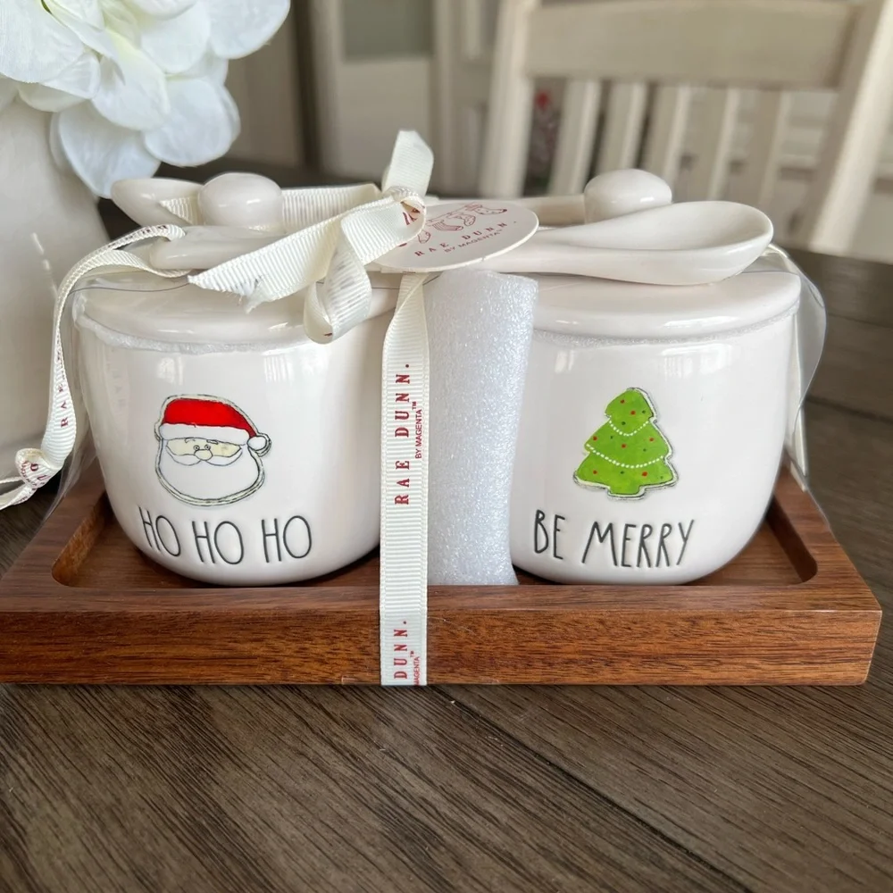Rae Dunn.. 🎅🏻HO HO HO 🎄BE MERRY